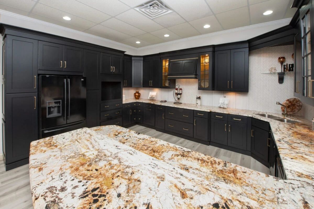 CABINETS KITCHEN AND BATH CABINETS